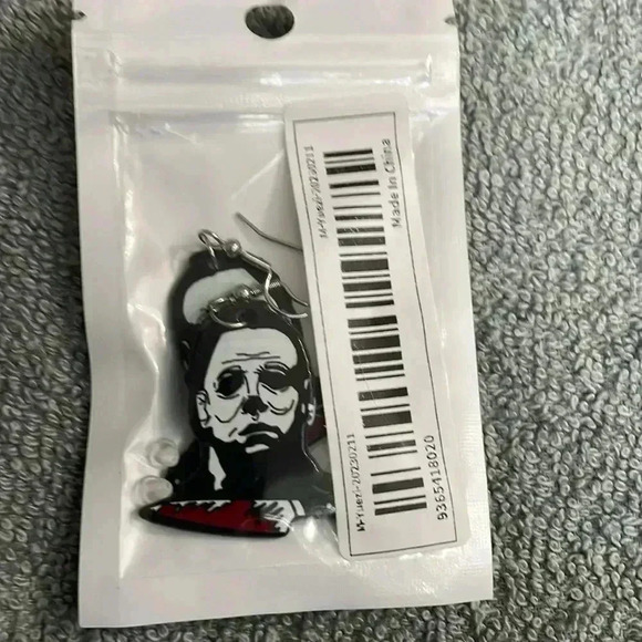 Horror earrings - Picture 4 of 4